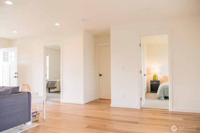1022 Peach Rd, Winlock, WA 98596 - living area featuring light wood-type flooring, recessed lighting, and baseboards