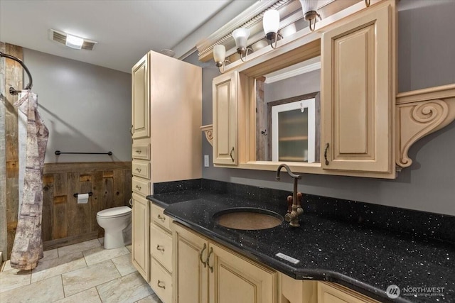 41506 292nd Way SE, Enumclaw, WA 98022 - full bathroom with toilet and vanity