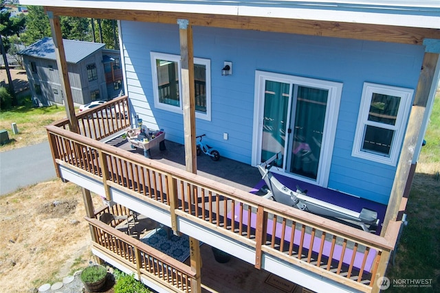 585 Finnegan Rdg, Friday Harbor, WA 98250 - wooden deck with stairway