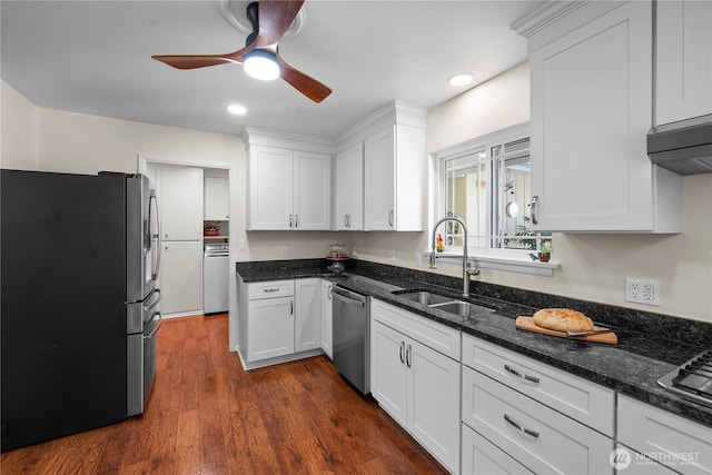 6901 Columbia Ct, Everett, WA 98203 - kitchen with appliances with stainless steel finishes, a sink, white cabinetry, ceiling fan, and dark wood-style flooring