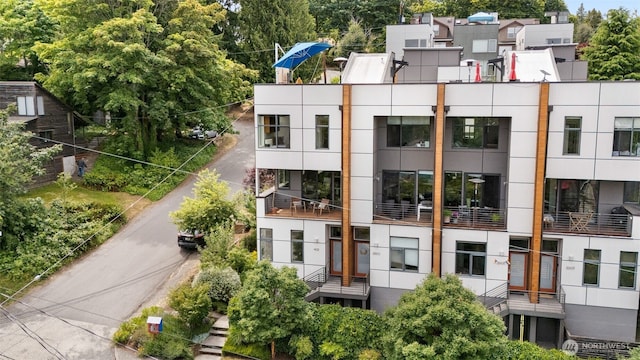 402 W Fulton St, Seattle, WA 98119 - view of building exterior