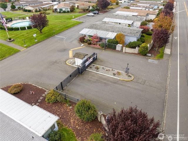 1402 22nd St NE Unit 515, Auburn, WA 98002 - aerial view of residential area featuring a pool