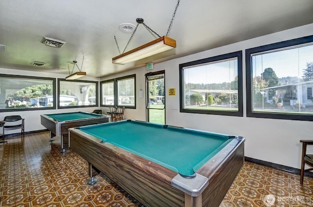 1402 22nd St NE Unit 515, Auburn, WA 98002 - rec room featuring billiards and baseboards