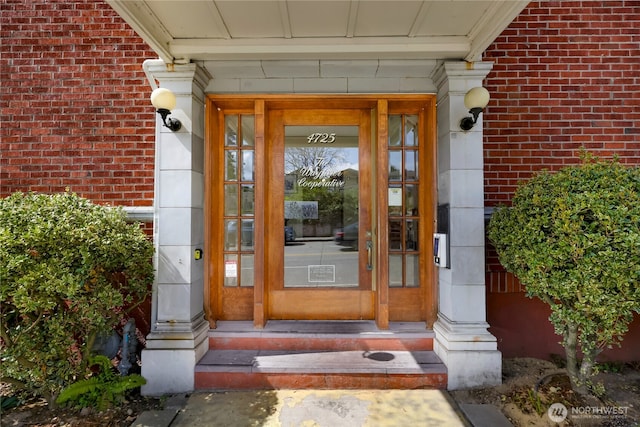 4725 15th Ave NE Unit 37, Seattle, WA 98105 - entrance to property with brick siding