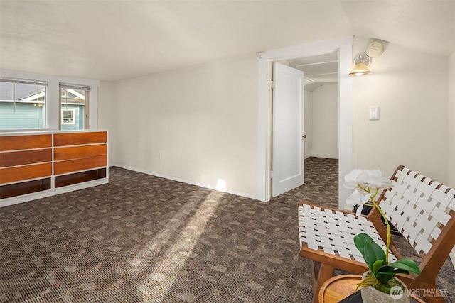 5011 5th Ave NE, Seattle, WA 98105 - living area featuring carpet floors and baseboards