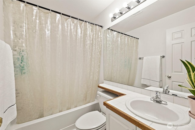 11864 NE 162nd Ln Unit 11-2, Bothell, WA 98011 - bathroom featuring vanity, shower / bath combo, and toilet