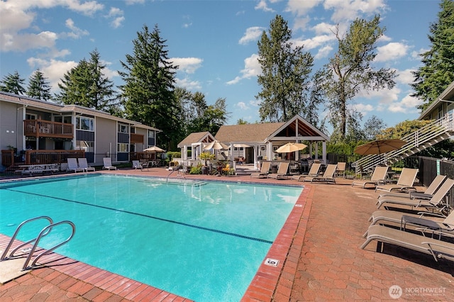 17109 NE 45th St Unit 36, Redmond, WA 98052 - community pool featuring a patio area