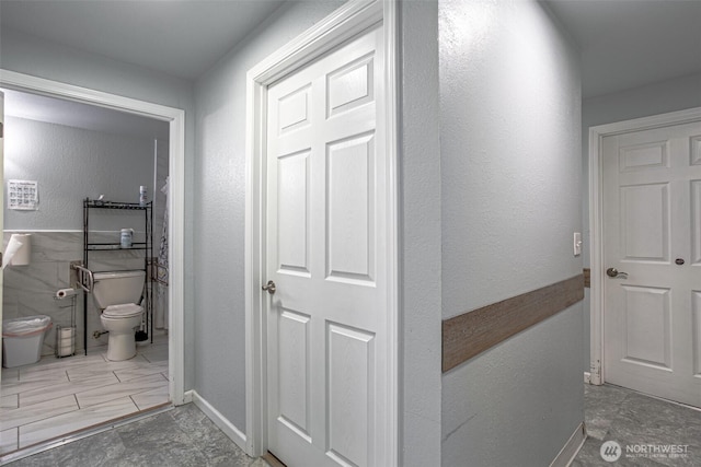 22901 114th Way SE, Kent, WA 98031 - hallway featuring baseboards and a textured wall