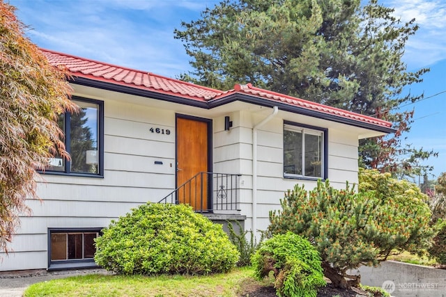 4619 SW Genesee St, Seattle, WA 98116 - view of front of home