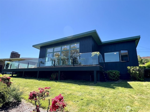 10846 Garden Pl S, Seattle, WA 98178 - photo 1