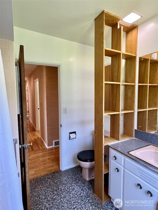 10846 Garden Pl S, Seattle, WA 98178 - photo 17