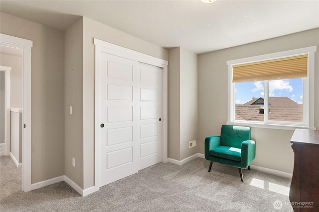 707 I St NE, Quincy, WA 98848 - living area featuring carpet and baseboards