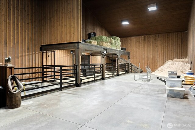 335 Brown Rd, Chehalis, WA 98532 - view of horse barn