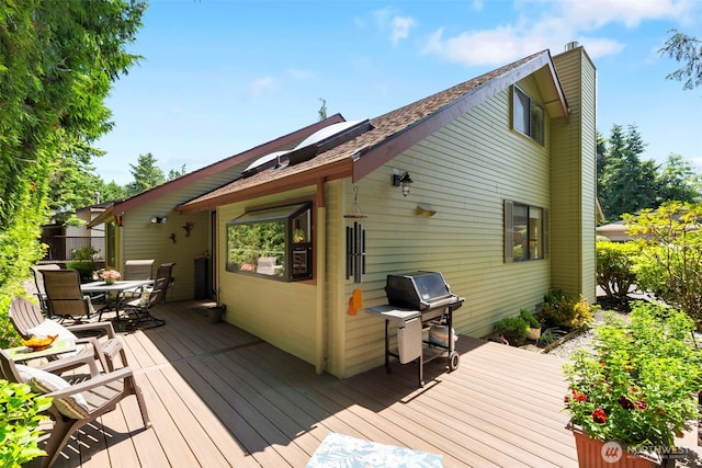924 S 245th Pl, Des Moines, WA 98198 - deck featuring grilling area and outdoor dining space