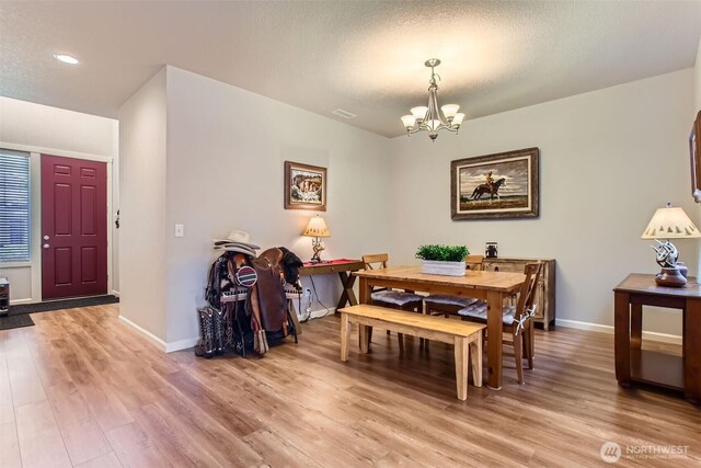 12911 NE 61st Ave, Vancouver, WA 98686 - dining space featuring a chandelier, light wood-style floors, baseboards, and recessed lighting