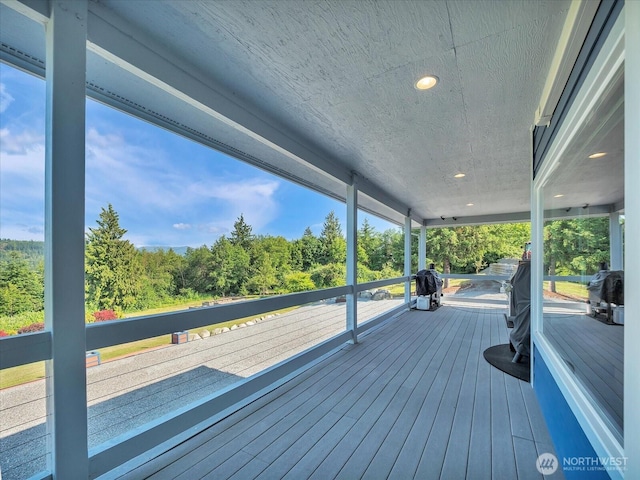 18754 Kim Pl, Burlington, WA 98233 - wooden terrace with area for grilling
