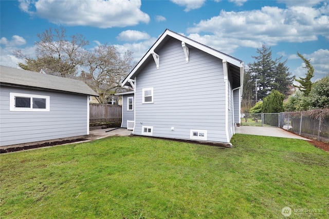2333 31st Ave S, Seattle, WA 98144 - rear view of house featuring a patio area and an outdoor structure