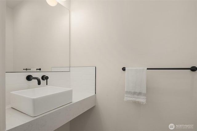 10227 26th Ave SW, Seattle, WA 98146 - bathroom with a sink