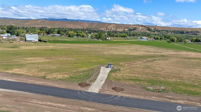 781 Thorp Landing Ln, Thorp, WA 98946