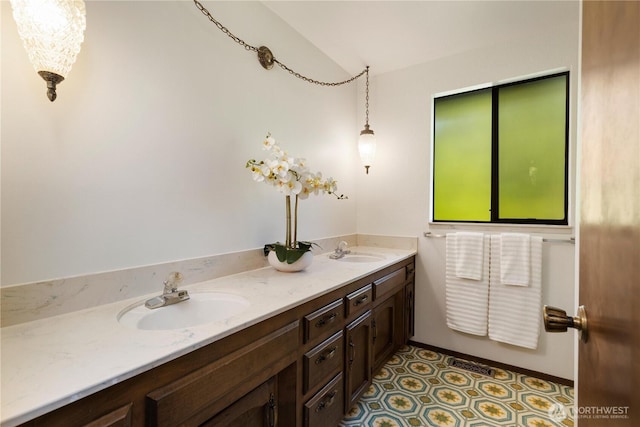 18801 86th Pl W, Edmonds, WA 98026 - full bath with double vanity