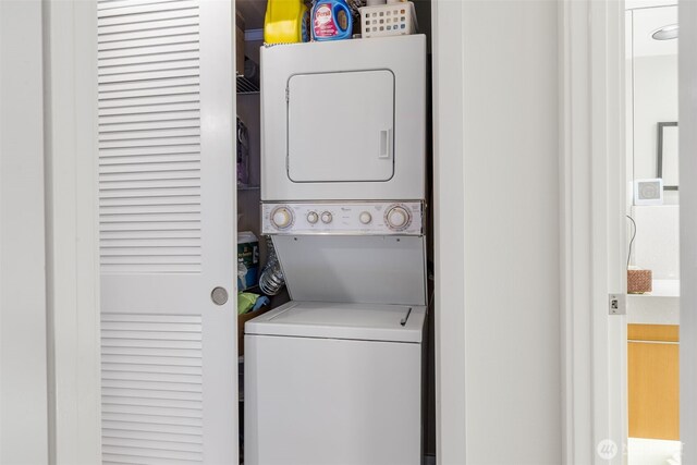 732 11th Ave E Unit 202, Seattle, WA 98102 - washroom with stacked washer and clothes dryer