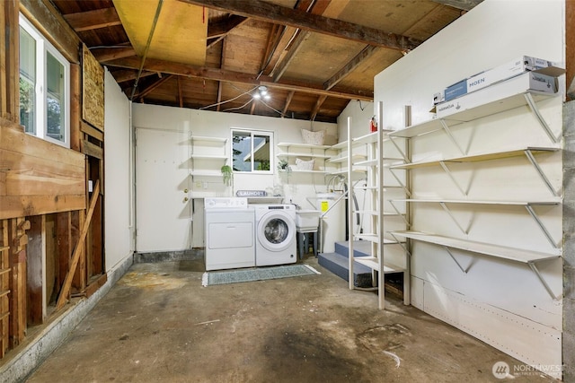 331 E 2nd St, North Bend, WA 98045 - below grade area with washing machine and dryer and plenty of natural light