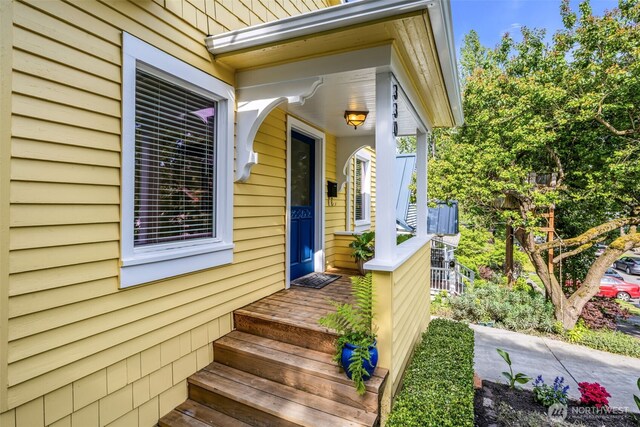 330 NE 55th St, Seattle, WA 98105 - photo 3