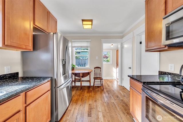 330 NE 55th St, Seattle, WA 98105 - photo 11