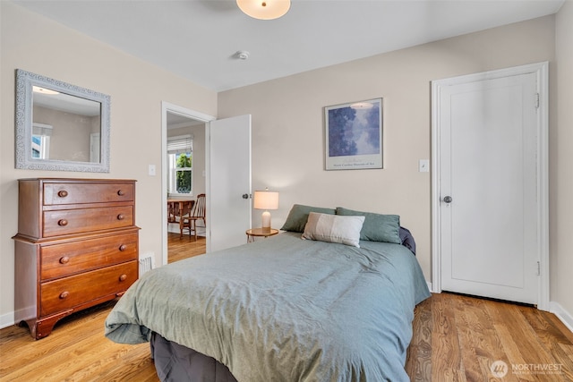 330 NE 55th St, Seattle, WA 98105 - photo 16
