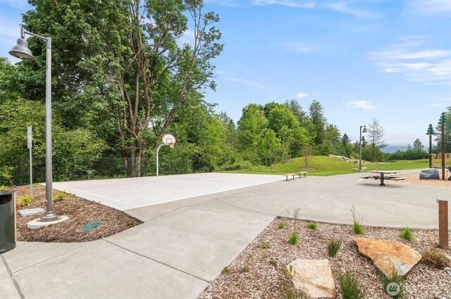 13924 Dogwood Ct, Sultan, WA 98294 - view of sport court featuring community basketball court