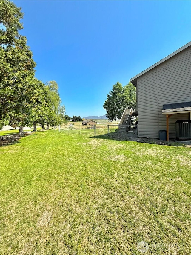 47 Kruse St, Omak, WA 98841 - view of yard featuring stairway