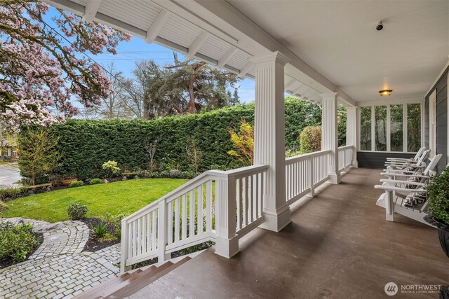 1611 Mcgilvra Blvd E, Seattle, WA 98112 - porch with a yard