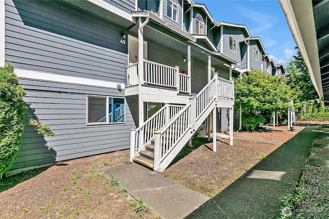 3939 10th St SE Unit A2, Puyallup, WA 98374 - view of side of property featuring stairway