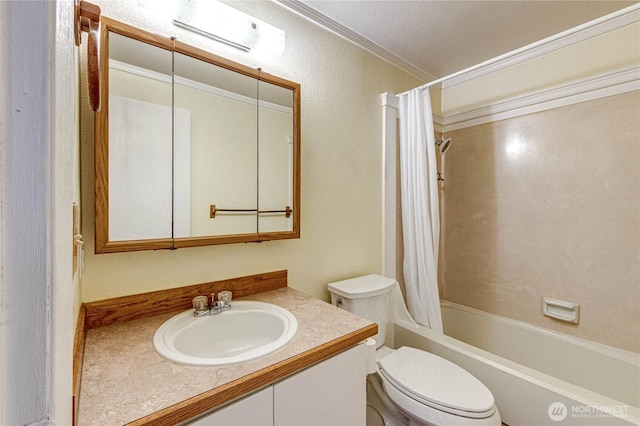5611 128th Pl SE, Everett, WA 98208 - bathroom with toilet, vanity, shower / tub combo, and ornamental molding