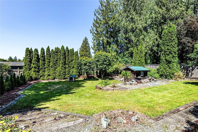 5611 128th Pl SE, Everett, WA 98208 - view of yard with a garden and an outdoor structure