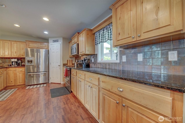 1510 E Benson Lake Dr, Grapeview, WA 98546 - kitchen featuring appliances with stainless steel finishes, light brown cabinetry, backsplash, light wood-style floors, and recessed lighting