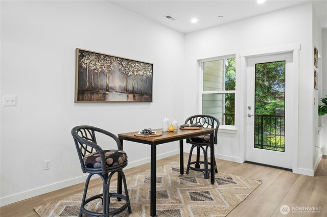 189 Countryman Dr, Monroe, WA 98272 - dining area with wood finished floors, baseboards, and recessed lighting
