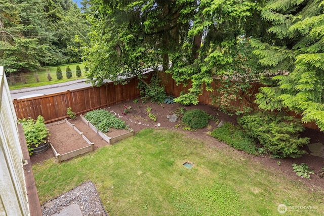 19203 Whitman Ave N, Shoreline, WA 98133 - view of yard with a garden