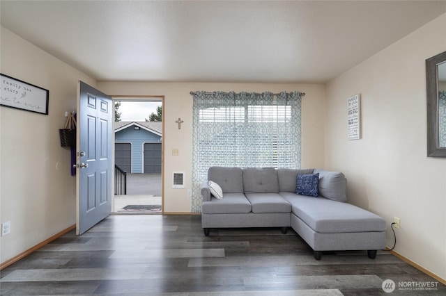 811 S Laventure Rd Unit C, Mount Vernon, WA 98274 - living area featuring wood finished floors and baseboards