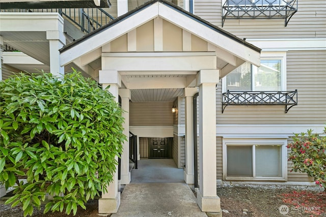 11309 NE 128th St Unit F302, Kirkland, WA 98034 - view of entrance to property