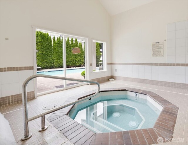 11309 NE 128th St Unit F302, Kirkland, WA 98034 - view of pool featuring a hot tub