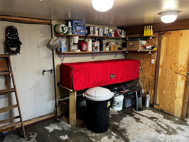 210 Gold Hill Rd, Enumclaw, WA 98022 - view of storage room