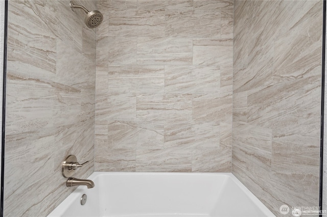 550 E Way To Tipperary, Shelton, WA 98584 - full bath with tub / shower combination