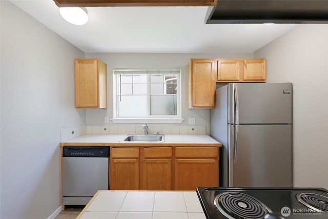 1132 N 198th St Unit C204, Shoreline, WA 98133 - kitchen with appliances with stainless steel finishes and tile counters