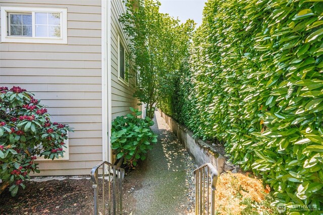 1132 N 198th St Unit C204, Shoreline, WA 98133 - view of property exterior