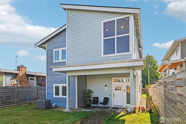 7724 16th Ave SW, Seattle, WA 98106 - view of front of property featuring central AC
