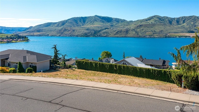 109 Apple Ave, Chelan, WA 98816