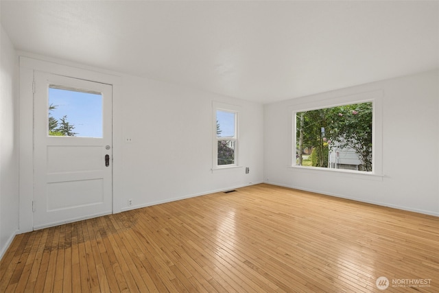 3586 E L St, Tacoma, WA 98404 - entryway with light wood-style floors and baseboards