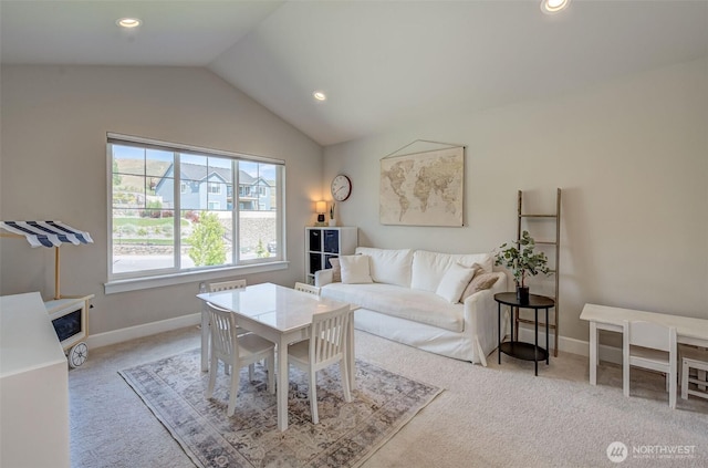 107 Lone Ram Ln, Wenatchee, WA 98801 - living area featuring carpet floors, lofted ceiling, recessed lighting, and baseboards