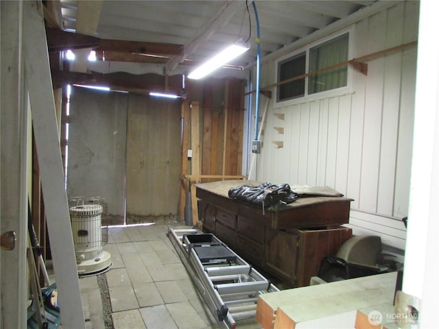 11622 Silver Lake Rd Unit 14, Everett, WA 98208 - basement featuring wooden walls